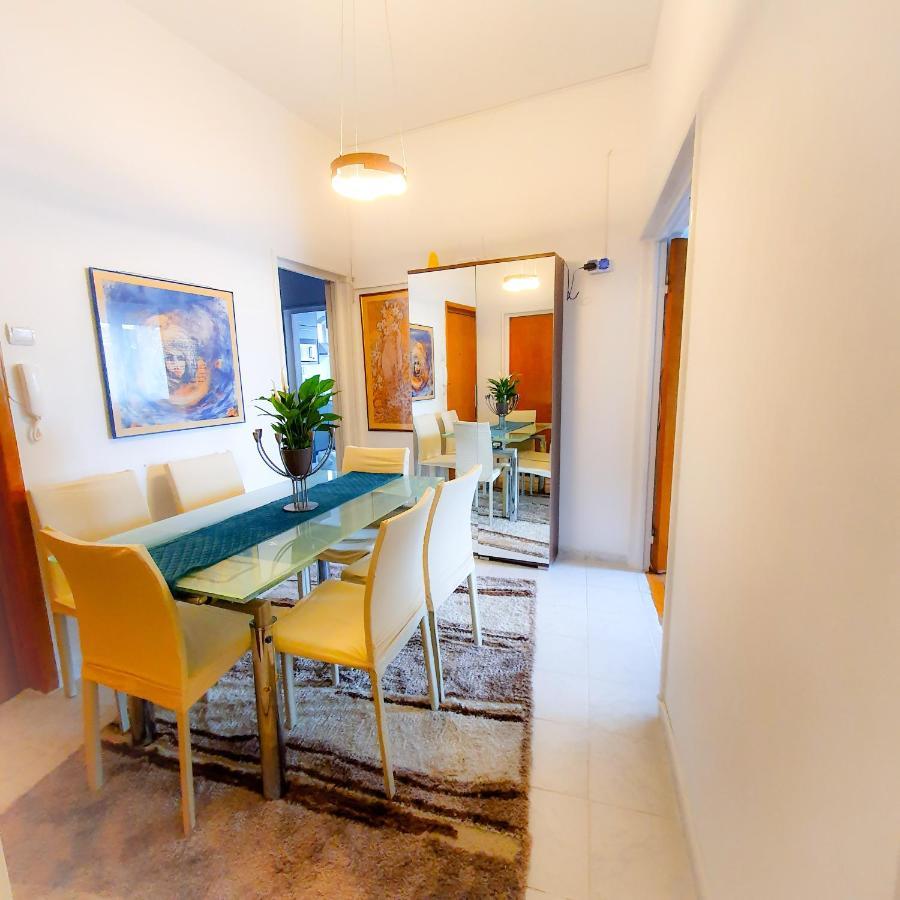 City Center Apartment Bucharest Exterior photo